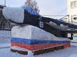 Фигура военного воздушного борта, созданная в память о погибшем командире экипажа Су-24 подполковнике Олеге Пешкове, заняла первое место в конкурсе снежных фигур