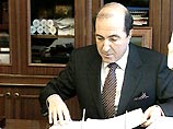 Об этом Шабдурасулов сообщил на встрече журналистов и представителей творческой интеллигенции, которым Борис Березовский намерен передать часть своих акций ОРТ Об этом Шабдурасулов сообщил на встрече журналистов и представителей творческой интеллигенции, которым Борис Березовский намерен передать часть своих акций ОРТ