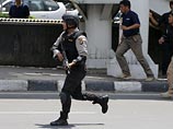 Серия взрывов в Индонезии:  есть жертвы, террористы обезврежены