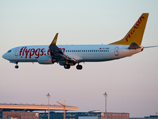 Турецкий бюджетный авиаперевозчик Pegasus Airlines с пятницы возобновил полеты в Россию