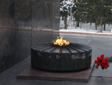 Память о Великой Отечественной войне вновь подверглась осквернению - вандалы в Томске потушили Вечный огонь на мемориале боевой и трудовой славы