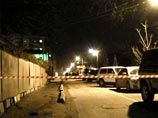 Как сообщил РИА один из местных жителей, в районе проведения спецоперации слышны стрельба и взрывы Как сообщил РИА один из местных жителей, в районе проведения спецоперации слышны стрельба и взрывы