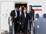 В субботу он прибыл в Вену, где вместе с госсекретарем США Джоном Керри и главой европейской дипломатии Федерикой Могерини, как ожидается, объявит о начале исполнения соглашения по ядерной программе Тегерана