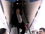 Российский самолет с делегацией нефтяников приземлился в международном аэропорту Багдада. Почти 10 лет сюда никто не летает из-за санкций ООН Российский самолет с делегацией нефтяников приземлился в международном аэропорту Багдада. Почти 10 лет сюда никто не летает из-за санкций ООН