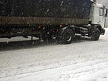 Более 100 фур, перевозящих товары из РФ в Молдавию, застряли на границе с Украиной Более 100 фур, перевозящих товары из РФ в Молдавию, застряли на границе с Украиной