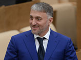 Единоросс Делимханов записал ВИДЕО в поддержку Кадырова на фоне Кремля с криками "Аллаху Акбар!" Единоросс Делимханов записал ВИДЕО в поддержку Кадырова на фоне Кремля с криками "Аллаху Акбар!"