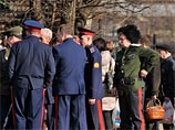 Сотрудники ООО "Казачья стража", учрежденного два года назад Центральным казачьим войском, взяли под охрану 34 районных суда Москвы