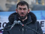 Спикер парламента Чечни Магомед Даудов заявил, что Пионтковский открыто призывает к отделению Чеченской Республики от Российской Федерации. По мнению спикера, в содержании данной публикации имеют место призывы к экстремистской деятельности