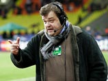 Спортивный комментатор Василий Уткин, со скандалом ушедший с телеканала "Матч ТВ" и указавший в резюме, что он "алкоголик и придурок", кажется, нашел идеальную работу для себя. Ему предложил сотрудничество лидер группы "Ленинград" Сергей Шнуров Спортивный комментатор Василий Уткин, со скандалом ушедший с телеканала "Матч ТВ" и указавший в резюме, что он "алкоголик и придурок", кажется, нашел идеальную работу для себя. Ему предложил сотрудничество лидер группы "Ленинград" Сергей Шнуров