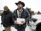 В США один человек погиб при задержании лидера фермеров, захвативших национальный заповедник в Орегоне В США один человек погиб при задержании лидера фермеров, захвативших национальный заповедник в Орегоне
