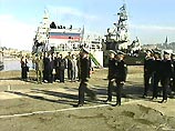 Российские и японские пограничники начали совместную работу в рамках меморандума о сотрудничестве, который был подписан две недели назад во время визита президента Путина в Японию Российские и японские пограничники начали совместную работу в рамках меморандума о сотрудничестве, который был подписан две недели назад во время визита президента Путина в Японию