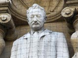 Кампания за снос памятника Сесилю Родсу, известному английскому и южноафриканскому политику и бизнесмену, была развернута студентами Оксфордского университета, которые считают, что она символизирует превосходство белой расы Кампания за снос памятника Сесилю Родсу, известному английскому и южноафриканскому политику и бизнесмену, была развернута студентами Оксфордского университета, которые считают, что она символизирует превосходство белой расы