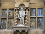 Оксфордский университет отказался сносить памятник Сесилю Родсу из опасения остаться без многомиллионных пожертвований