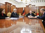 Путин и Набиуллина отложили приватизацию "Сбербанка" на "среднесрочную перспективу" Путин и Набиуллина отложили приватизацию "Сбербанка" на "среднесрочную перспективу"