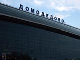 У самолета в Домодедово загорелся двигатель У самолета в Домодедово загорелся двигатель