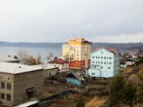 Поселок Листвянка на берегу озера Байкал, 4 ноября 2010 года Поселок Листвянка на берегу озера Байкал, 4 ноября 2010 года