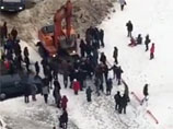 В Раменках конфликтуют строители дороги и местные жители, московские власти дали команду "давить людей" (ФОТО, ВИДЕО) В Раменках конфликтуют строители дороги и местные жители, московские власти дали команду "давить людей" (ФОТО, ВИДЕО)