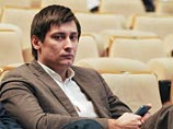 Депутат Дмитрий Гудков направил запрос главе МВД в связи с нападением на Касьянова