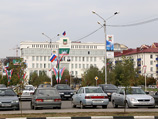 Оппозиционера Яшина задержали на МКАД - в его машине искали огнестрел Оппозиционера Яшина задержали на МКАД - в его машине искали огнестрел