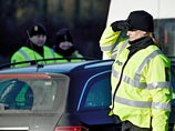 С 5 февраля полиция получила право конфисковать у беженцев наличные деньги и ценности, превышающие по стоимости 10 тысяч крон С 5 февраля полиция получила право конфисковать у беженцев наличные деньги и ценности, превышающие по стоимости 10 тысяч крон