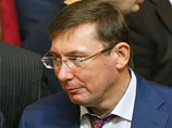 Яценюк чуть не подрался с Луценко и заявил, что Порошенко не требовал его отставки