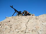 Боевики террористической группировки "Исламское государство" (ИГ, ДАИШ, запрещена в РФ) перерезали единственную трассу, по которой осуществлялось снабжение сирийской армии в провинции Алеппо на севере Сирии