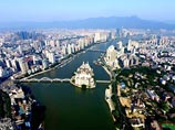 Пекин занял первое место среди "столиц миллиардеров" - мегаполисов, в которых проживает самое большое число супербогачей, опередив по этому показателю Нью-Йорк