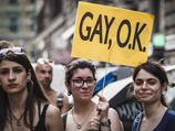 Сенат Италии одобрил законопроект о легализации однополых союзов, который в ЛГБТ-сообществе назвали "предательским"