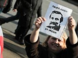 Валенса оказался в центре скандала из-за своего предполагаемого сотрудничества со спецслужбами под псевдонимом "Болек" Валенса оказался в центре скандала из-за своего предполагаемого сотрудничества со спецслужбами под псевдонимом "Болек"