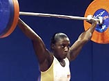 Штангистка Мария Уррутиа из Колумбии стала олимпийской чемпионкой в тяжелой атлетике 