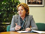 В России ежедневно от насилия умирают восемь детей, сообщила Матвиенко В России ежедневно от насилия умирают восемь детей, сообщила Матвиенко