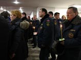 В Воркуте прощаются с горноспасателями, погибшими в ходе операции в шахте "Северная" В Воркуте прощаются с горноспасателями, погибшими в ходе операции в шахте "Северная"