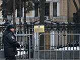 Посольство Украины в Москве забросали яйцами и помидорами Посольство Украины в Москве забросали яйцами и помидорами