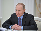 Путин поздравил россиянок с 8 марта