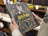 Фанаты Гарри Поттера получили возможность узнать больше о мире волшебников: Джоан Роулинг, несмотря на обещания завершить "поттериану" седьмым томом, не сумев повторить свой успех в других жанрах, продолжила выжимать тему магии