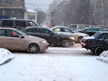 Хотя синоптики еще в феврале объявили об окончании зимы в столичном регионе, морозы еще вернутся в Москву. В грядущие выходные столбик термометра опустится до -7 градусов по Цельсию, обещают метеорологи