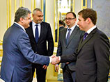 Президент Украины Петр Порошенко в ходе встречи с адвокатами украинской летчицы Надежды Савченко Ильей Новиковым, Николаем Полозовым и Марком Фейгиным заявил, что Украина при поддержке Евросоюза (ЕС) готовит санкционный "список Савченко" Президент Украины Петр Порошенко в ходе встречи с адвокатами украинской летчицы Надежды Савченко Ильей Новиковым, Николаем Полозовым и Марком Фейгиным заявил, что Украина при поддержке Евросоюза (ЕС) готовит санкционный "список Савченко"