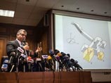 На пресс-конференции в четверг, 17 марта, Дамати сообщил, что анализ сканирования гробницы Тутанхамона, сделанного в ноябре прошлого года, показало наличие пустых помещений за двумя стенами погребальной камеры фараона
