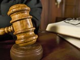 В Омской области судят члена избиркома, который вместе с отцом избил дубинкой мужчину В Омской области судят члена избиркома, который вместе с отцом избил дубинкой мужчину