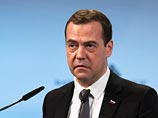 Российские власти с возмущением отвергли подобные предположения: премьер-министр РФ Дмитрий Медведев экспрессивно обозвал Грицака придурком Российские власти с возмущением отвергли подобные предположения: премьер-министр РФ Дмитрий Медведев экспрессивно обозвал Грицака придурком