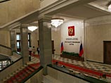 Политик напомнил, что ранее в нижней палате парламента решение о проведении минуты молчания выносил Совет Госдумы. "Когда эта анархия прекратится? Нужно внести в регламент жесткую норму", - призвал политик Политик напомнил, что ранее в нижней палате парламента решение о проведении минуты молчания выносил Совет Госдумы. "Когда эта анархия прекратится? Нужно внести в регламент жесткую норму", - призвал политик