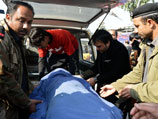 По данным газеты Dawn, погибли минимум 53 человека, более сотни получили ранения