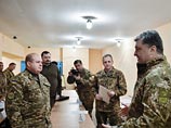 Порошенко прибыл с визитом на Донбасс, где назначил нового командующего сухопутными войсками