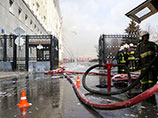Площадь пожара в административном здании Минобороны в центре Москвы достигла 3,5 тысячи квадратных метров