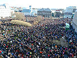 Президент Исландии отклонил прошение премьера о роспуске парламента после офшорного скандала