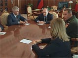 Подписанный накануне приказ президента РФ Владимира Путина о создании Национальной гвардии вызвал множество предположений о целях формирования новой структуры на базе МВД Подписанный накануне приказ президента РФ Владимира Путина о создании Национальной гвардии вызвал множество предположений о целях формирования новой структуры на базе МВД