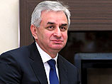 Президент Абхазии Рауль Хаджимба призвал к мирному разрешению церковного конфликта в республике Президент Абхазии Рауль Хаджимба призвал к мирному разрешению церковного конфликта в республике