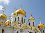 Православные верующие празднуют Благовещение Православные верующие празднуют Благовещение