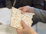 В нынешнем году российские евреи с наступлением 23 апреля восьмидневного праздника Песах съедят более 100 тонн мацы - особого пресного хлеба