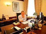 В Кремле не слышали о предложении узаконить запрет на выезд граждан из России по рекомендации ФСБ В Кремле не слышали о предложении узаконить запрет на выезд граждан из России по рекомендации ФСБ
